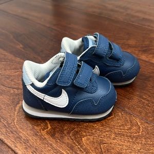 Baby Nike metro plus